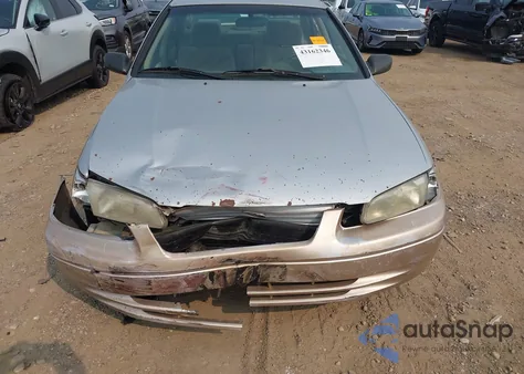 1998 Toyota Camry Le from USA, damaged, VIN 4T1BG22K9WU240448
